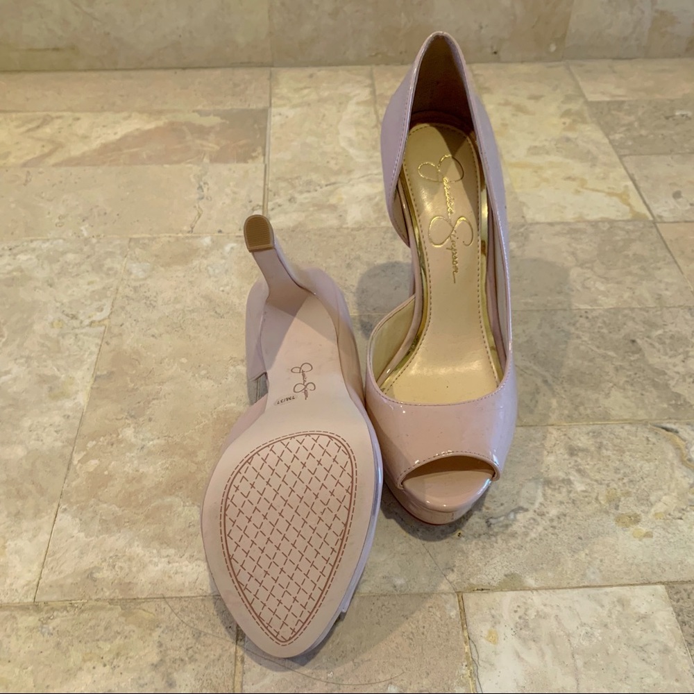 ❤️❤️Never worn Jessica Simpson peep toe pumps